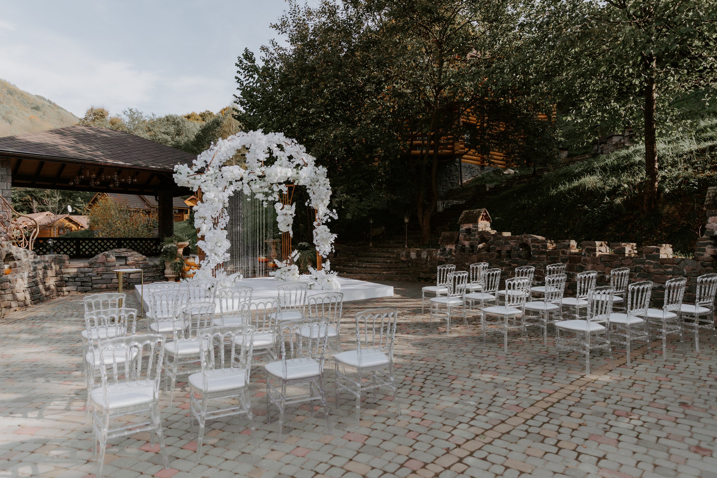 Luxury chair rental new arrivals